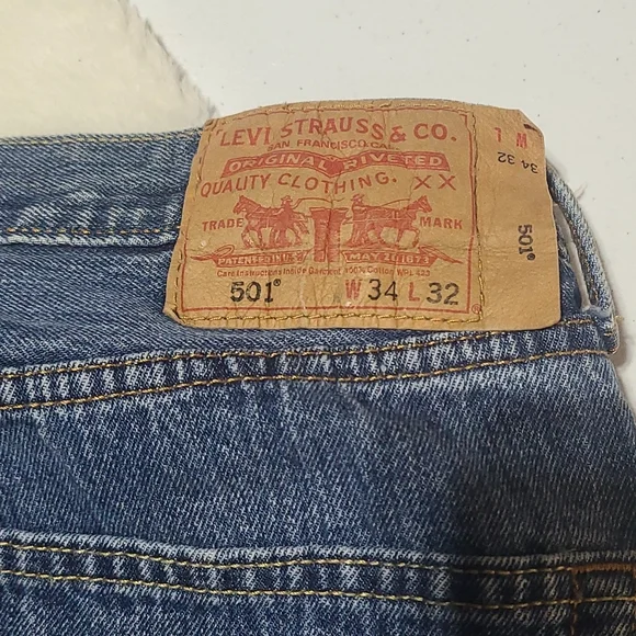 Levi's Men's Jean's - Picture 2 of 8